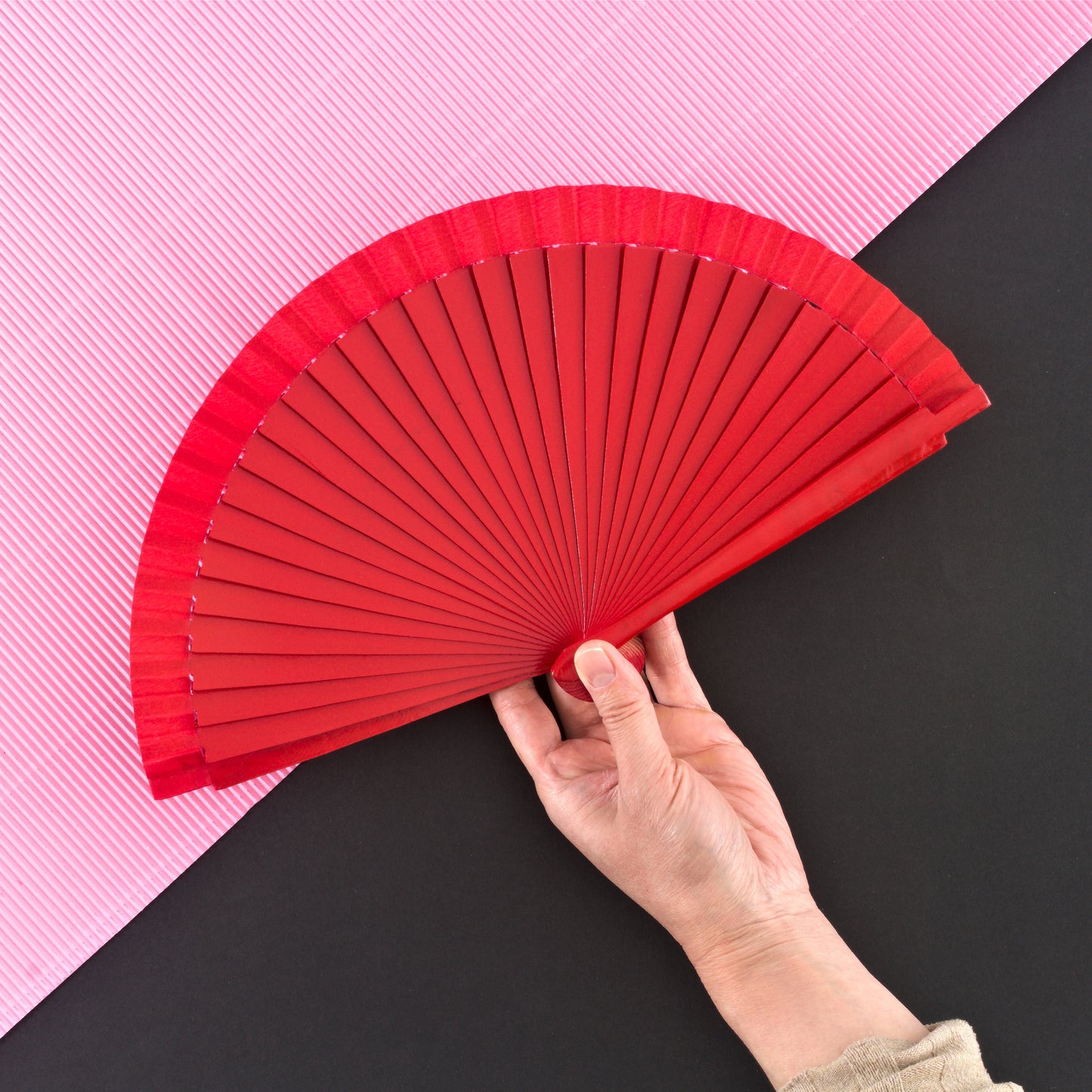 HOME UNIVERSAL Abanicos Madera Liso 19CM, Detalles para los Invitados, Regalos de Boda, Fiesta, Comunión o Bautizo (19cm_Rojo)