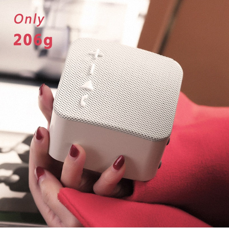 Altavoz Bluetooth de REMAX RB-M18, Mini Altavoz Portátil, Mano Libre Puerto Para AUX, Para Casa/Oficina/Al Aire Libre
