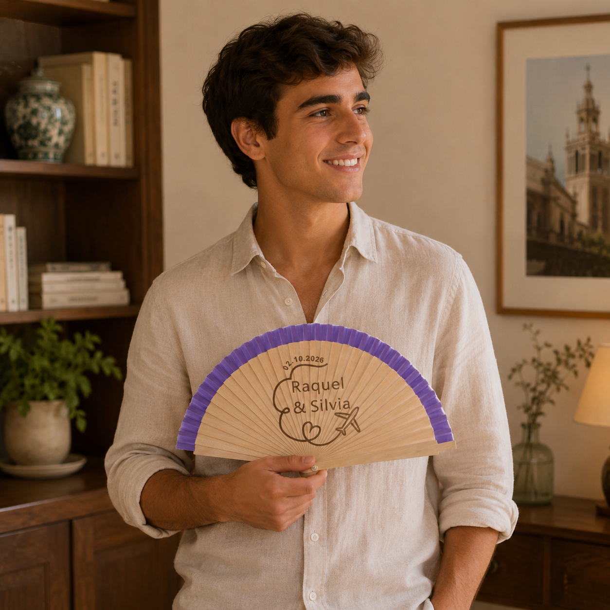 Home Universal® Abanico Personalizado de Madera, 1 Unidad – Detalle Elegante para Boda, Bautizo o Comunión, con Nombre y Fecha, Recuerdo Original para Invitados, 19 y 23 cm(Morado)