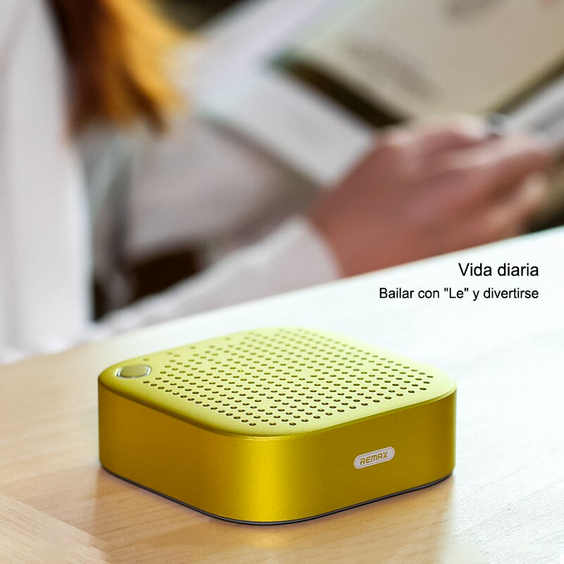 Mini Altavoz RB-M27 Bluetooth Portátiles, TWS HD Estéreo, Altavoz metálico inalámbrico con Micrófono, para el Hogar y Viajes